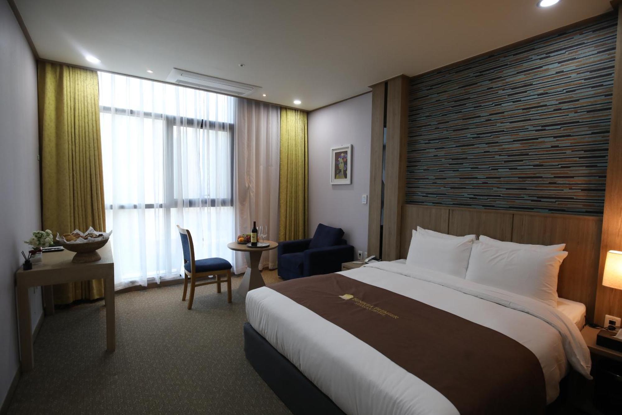 Benikea Hotel Seosan Exterior photo